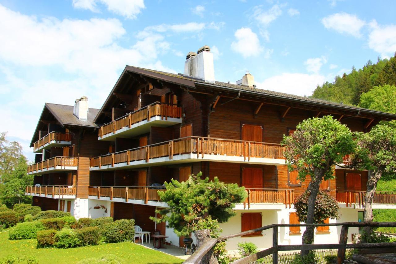 Mayens de l'Ours MOUNTAIN&CENTER apartments by Alpvision Résidences Agettes Exterior foto