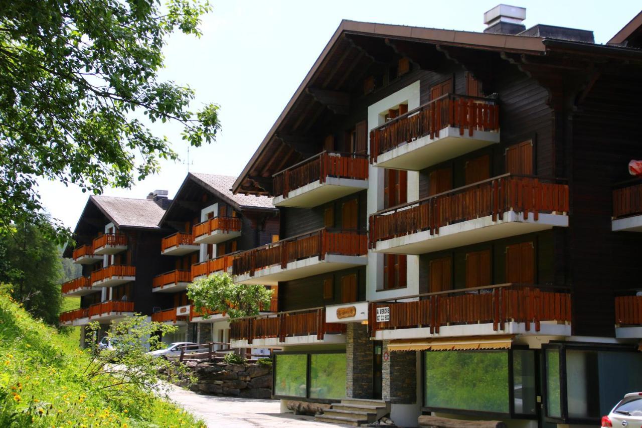 Mayens de l'Ours MOUNTAIN&CENTER apartments by Alpvision Résidences Agettes Exterior foto